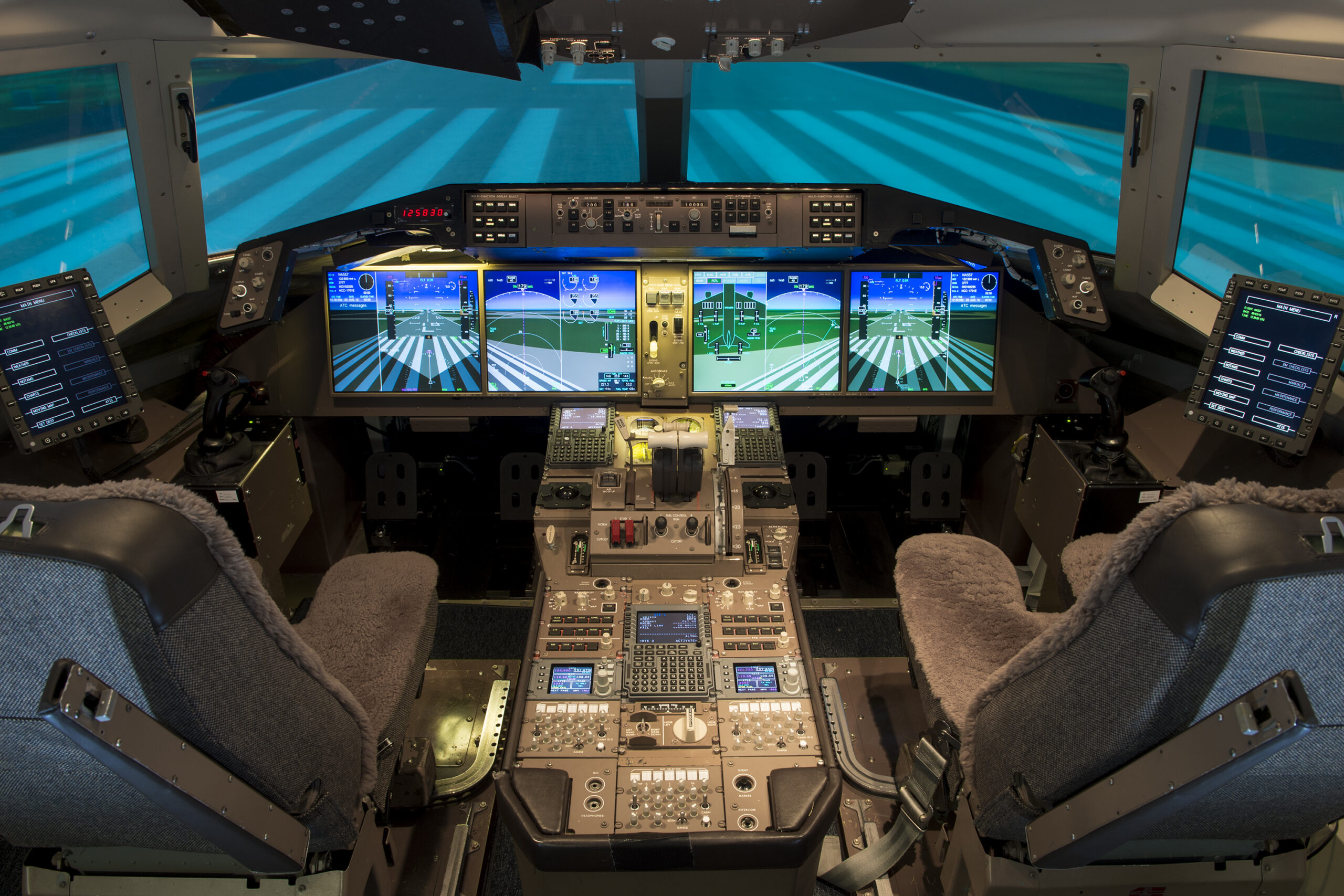 NextGen flight simulation showcasing in DTS